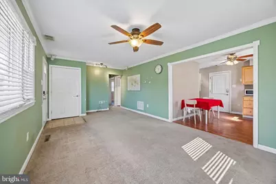 463 Colonial Road, Bellmawr, NJ 08031 - Photo 5