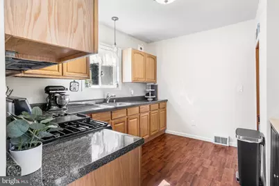 607 Railroad Boulevard, Cherry Hill, NJ 08003 - Photo 9