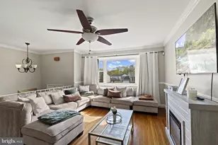 111 E Hemmings Way, Lawnside, NJ 08045 - Photo 5