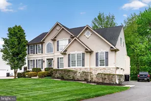 10 Laurel Wood Ct, Laurel Springs, NJ 08021 - Photo 1
