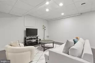 24 Yorkshire Dr, Voorhees, NJ 08043 - Photo 61