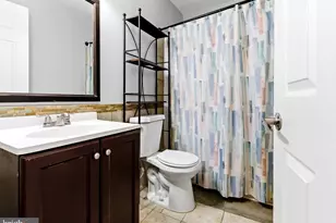 576 Washington St, Camden, NJ 08103 - Photo 19