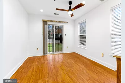 576 Washington Street, Camden, NJ 08103 - Photo 9