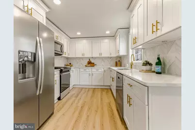 326 Liberty Avenue, Mount Ephraim, NJ 08059 - Photo 11