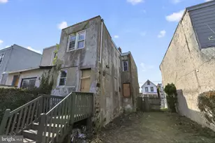 136 N 25th St, Camden, NJ 08105 - Photo 5