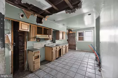 136 N 25th Street, Camden, NJ 08105 - Photo 9