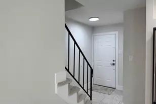 402 La Cascata Tnhs, Clementon, NJ 08021 - Photo 5