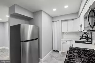 26 Knoll Dr, Gloucester Township, NJ 08012 - Photo 11