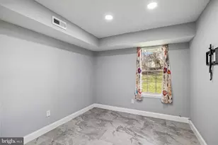 26 Knoll Dr, Gloucester Township, NJ 08012 - Photo 13