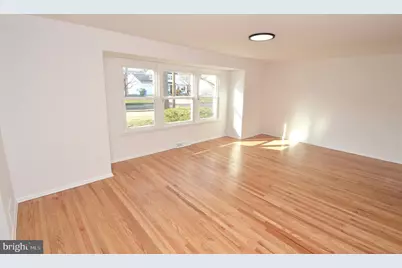 323 Brookline Avenue, Cherry Hill, NJ 08002 - Photo 5