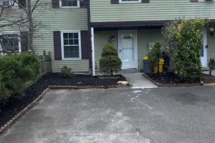 508 W Loch Lomond Dr, Sicklerville, NJ 08081 - Photo 1