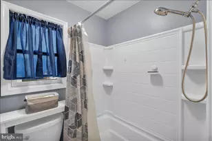 20 W Laurel Rd, Stratford, NJ 08084 - Photo 13