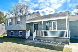 24 Mary Ellen Ln, Sicklerville, NJ 08081 - Photo 1