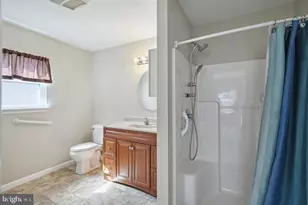 24 Mary Ellen Ln, Sicklerville, NJ 08081 - Photo 15