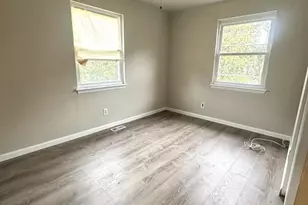 33 Franklin Dr, Voorhees, NJ 08043 - Photo 13