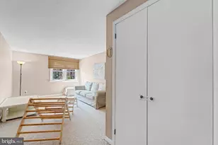 135 Barcroft Dr, Cherry Hill, NJ 08034 - Photo 35