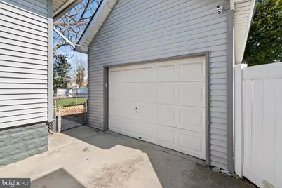 132 Hickman Avenue, Gloucester City, NJ 08030 - Photo 3