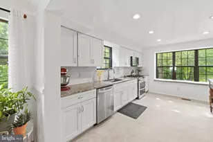 37 Chatham Dr, Voorhees, NJ 08043 - Photo 11