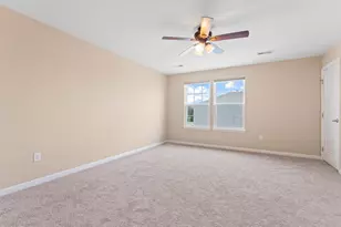 124 Village Green Ln, Sicklerville, NJ 08081 - Photo 15