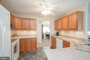 19 Joanne Dr, Sicklerville, NJ 08081 - Photo 11