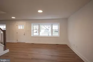 321 Iris Rd, Cherry Hill, NJ 08003 - Photo 9