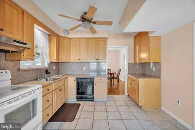 83 S Route 73, Hammonton, NJ 08037 - Photo 9