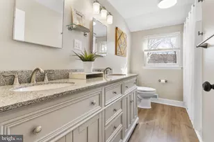 138 Knollwood Dr, Cherry Hill, NJ 08002 - Photo 33