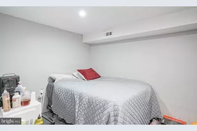 541 Randolph Street, Camden, NJ 08105 - Photo 21