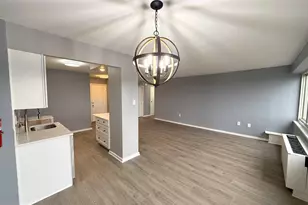 903 Barclay Towers, Cherry Hill, NJ 08034 - Photo 5