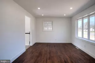 25 Valley Dr, Pine Hill, NJ 08021 - Photo 5