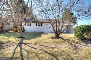 25 Valley Dr, Pine Hill, NJ 08021 - Photo 1