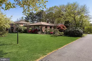 1805 Country Club Dr, Cherry Hill, NJ 08003 - Photo 3