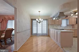 19 Orchid Ln, Cherry Hill, NJ 08002 - Photo 9