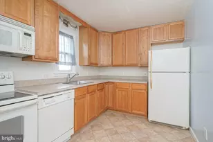 702 W Lincoln Ave, Magnolia, NJ 08049 - Photo 11