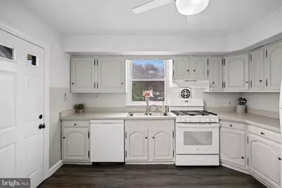 1302 W High Street, Haddon Heights, NJ 08035 - Photo 9