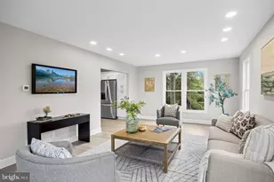 1004 Swallow Dr, Cherry Hill, NJ 08003 - Photo 7