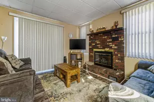 30 St Charles Pl, Runnemede, NJ 08078 - Photo 7