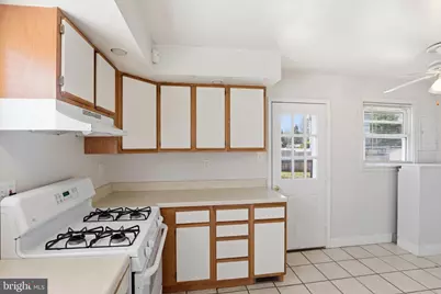 444 Colonial Road, Bellmawr, NJ 08031 - Photo 15