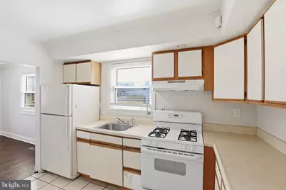 444 Colonial Road, Bellmawr, NJ 08031 - Photo 13