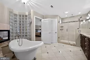 50 Cameo Dr, Cherry Hill, NJ 08003 - Photo 25