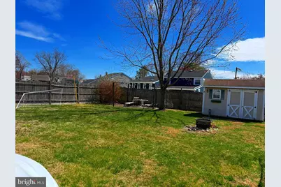 512 Cloverdale Road, Gloucester Township, NJ 08012 - Photo 3