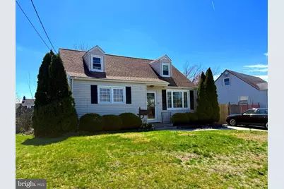 512 Cloverdale Road, Gloucester Township, NJ 08012 - Photo 1