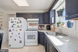 512 Cloverdale Rd, Gloucester Township, NJ 08012 - Photo 15