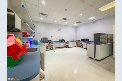 155 Bradford Drive, Berlin, NJ 08091 - Photo 9