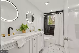 301 Hialeah Dr, Cherry Hill, NJ 08002 - Photo 23