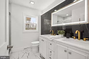 301 Hialeah Dr, Cherry Hill, NJ 08002 - Photo 21