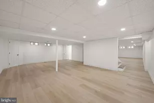 301 Hialeah Dr, Cherry Hill, NJ 08002 - Photo 37