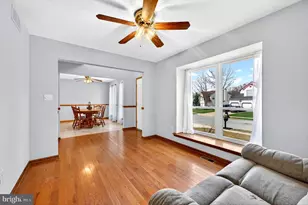 27 Damon Dr, Sicklerville, NJ 08081 - Photo 7