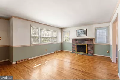 421 Lees Avenue, Collingswood, NJ 08108 - Photo 5