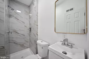 821 N 2nd St, Camden, NJ 08102 - Photo 11